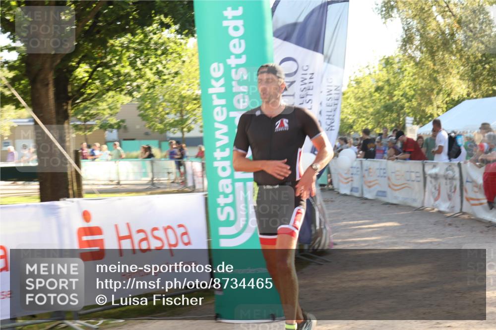 07.09.2025 - 19. Norderstedt Triathlon Luisa Fischer http://msf.ph/oto/8734465 07.09.2025 16:31:16 Ziel 549 meine-sportfotos.de