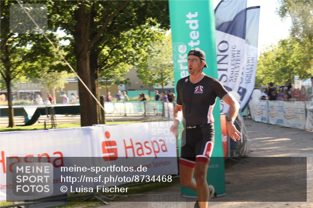 07.09.2025 - 19. Norderstedt Triathlon Luisa Fischer http://msf.ph/oto/8734468 07.09.2025 16:31:16 Ziel 549 meine-sportfotos.de