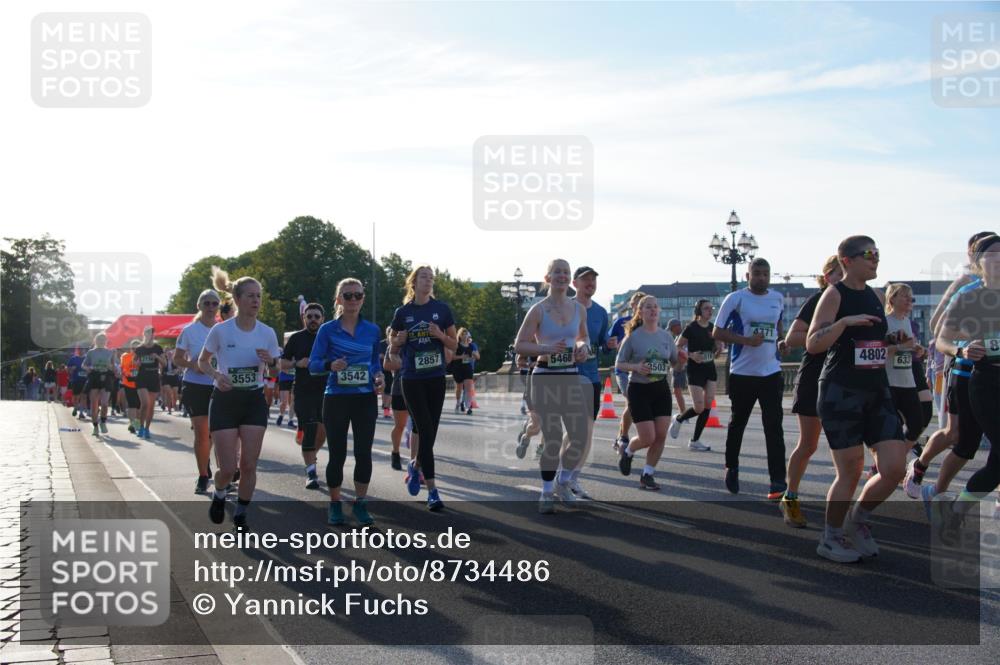 07.09.2025 - BARMER Alsterlauf Yannick Fuchs http://msf.ph/oto/8734486 07.09.2025 09:08:07 Laufen 2736, 2857, 3553, 5468, 3542, 3503, 4771, 4802, 633 meine-sportfotos.de