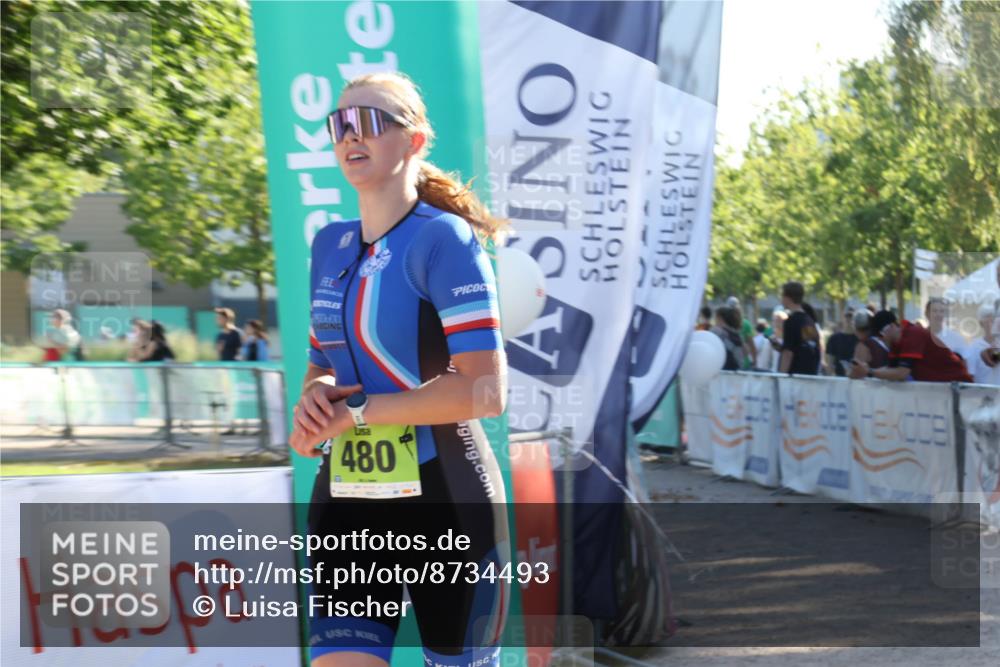 07.09.2025 - 19. Norderstedt Triathlon Luisa Fischer http://msf.ph/oto/8734493 07.09.2025 16:31:28 Ziel 480, 525, 1594 meine-sportfotos.de