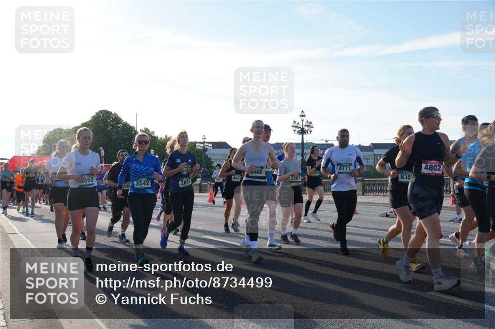 07.09.2025 - BARMER Alsterlauf Yannick Fuchs http://msf.ph/oto/8734499 07.09.2025 09:08:07 Laufen 553, 282, 3542, 2857, 4883, 5468, 504, 4771, 4802, 4316, 835, 3503 meine-sportfotos.de