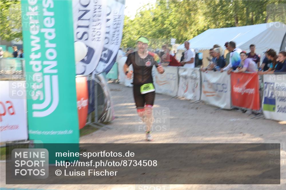 07.09.2025 - 19. Norderstedt Triathlon Luisa Fischer http://msf.ph/oto/8734508 07.09.2025 16:31:44 Ziel 485 meine-sportfotos.de