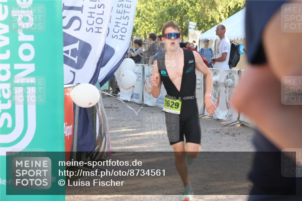 07.09.2025 - 19. Norderstedt Triathlon Luisa Fischer http://msf.ph/oto/8734561 07.09.2025 16:32:14 Ziel 1629 meine-sportfotos.de