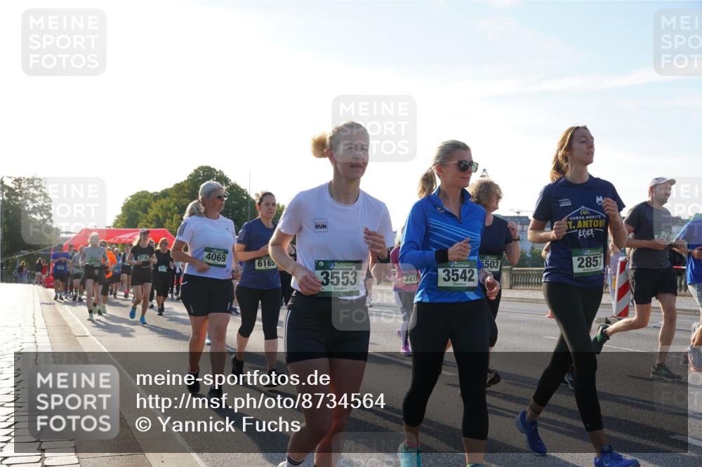 07.09.2025 - BARMER Alsterlauf Yannick Fuchs http://msf.ph/oto/8734564 07.09.2025 09:08:09 Laufen 2736, 4069, 6165, 0, 3553, 3542, 503, 2857 meine-sportfotos.de