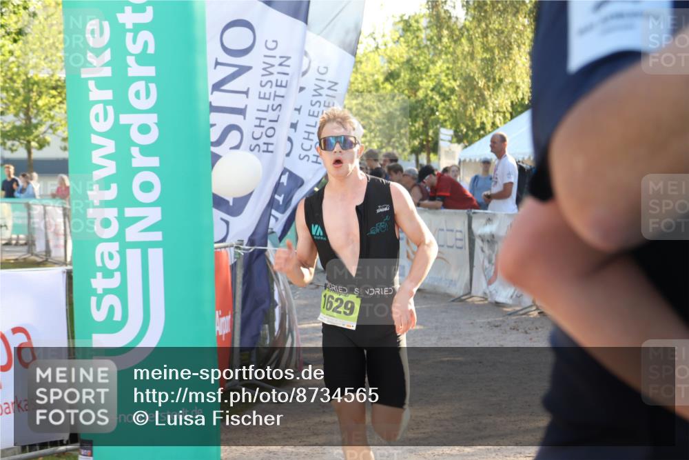 07.09.2025 - 19. Norderstedt Triathlon Luisa Fischer http://msf.ph/oto/8734565 07.09.2025 16:32:15 Ziel 1629 meine-sportfotos.de