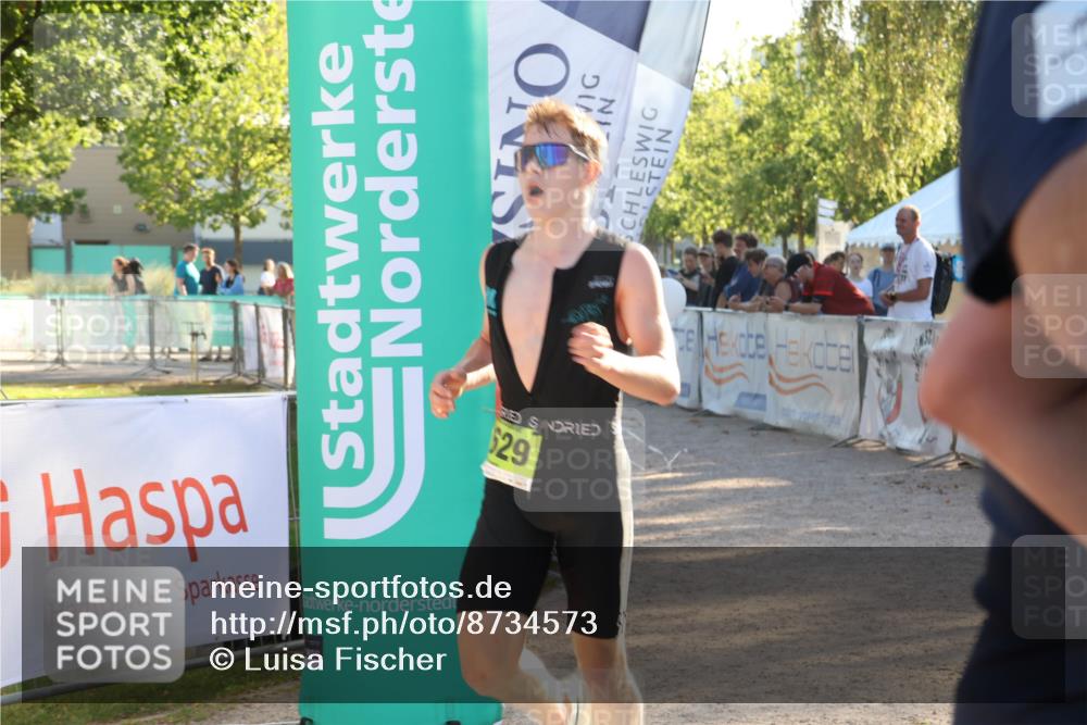 07.09.2025 - 19. Norderstedt Triathlon Luisa Fischer http://msf.ph/oto/8734573 07.09.2025 16:32:16 Ziel 493, 1629 meine-sportfotos.de