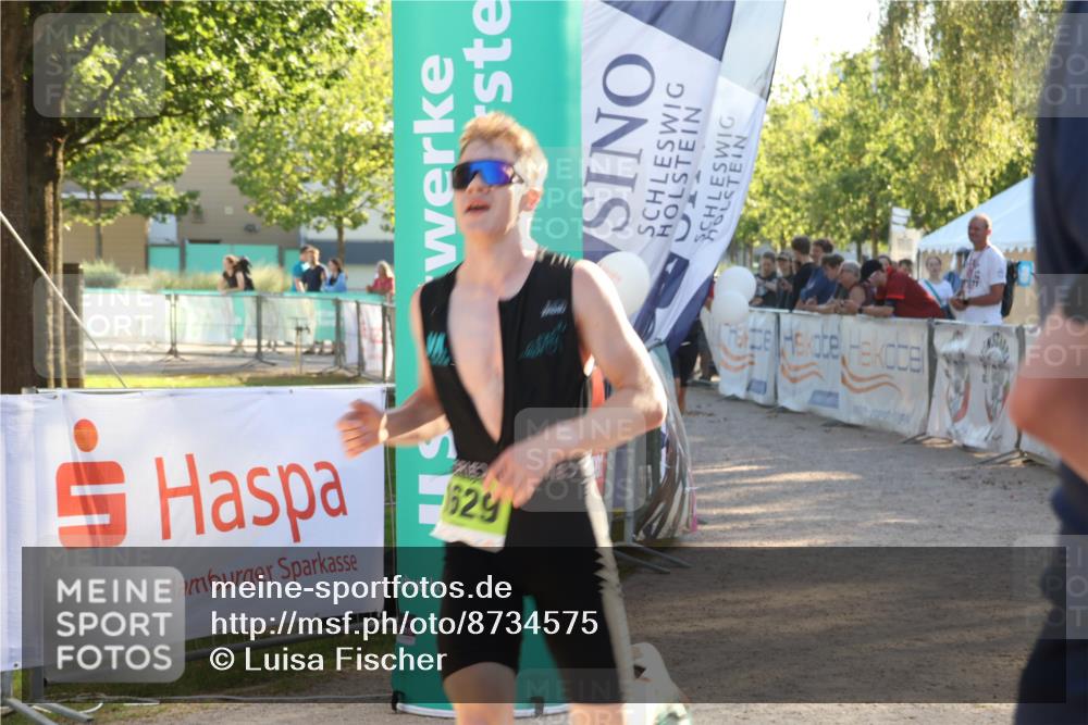 07.09.2025 - 19. Norderstedt Triathlon Luisa Fischer http://msf.ph/oto/8734575 07.09.2025 16:32:16 Ziel 493, 1629 meine-sportfotos.de