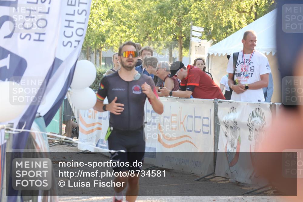 07.09.2025 - 19. Norderstedt Triathlon Luisa Fischer http://msf.ph/oto/8734581 07.09.2025 16:32:17 Ziel 493, 1629 meine-sportfotos.de