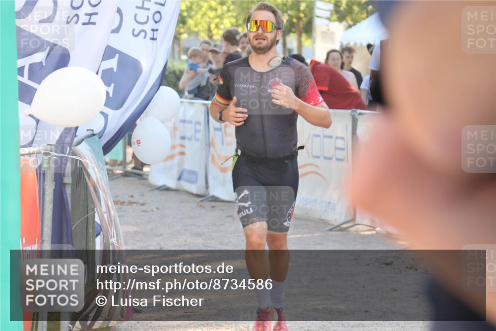 07.09.2025 - 19. Norderstedt Triathlon Luisa Fischer http://msf.ph/oto/8734586 07.09.2025 16:32:18 Ziel 493, 1629 meine-sportfotos.de