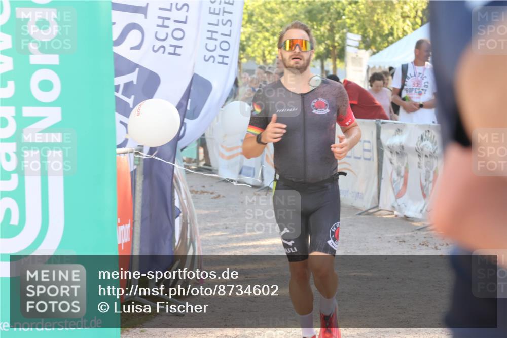 07.09.2025 - 19. Norderstedt Triathlon Luisa Fischer http://msf.ph/oto/8734602 07.09.2025 16:32:19 Ziel 493, 1629 meine-sportfotos.de