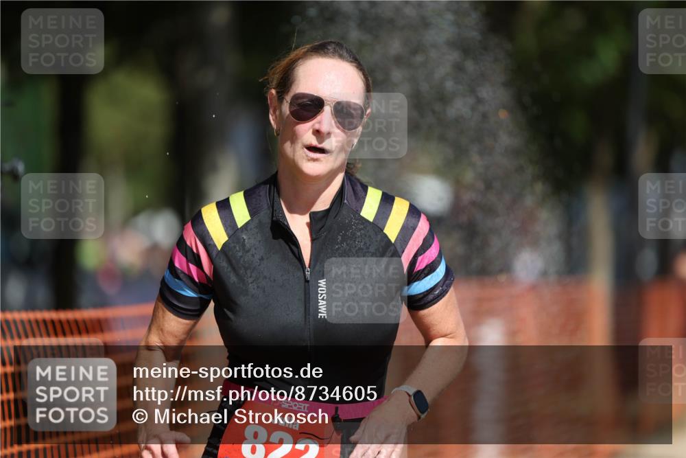 07.09.2025 - 19. Norderstedt Triathlon Michael Strokosch http://msf.ph/oto/8734605 07.09.2025 12:18:38 Laufen 822, 1159, 1372 meine-sportfotos.de