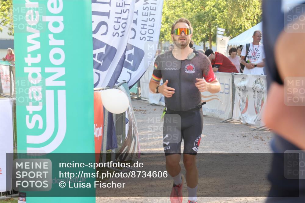 07.09.2025 - 19. Norderstedt Triathlon Luisa Fischer http://msf.ph/oto/8734606 07.09.2025 16:32:19 Ziel 493, 1629 meine-sportfotos.de