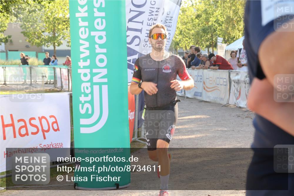 07.09.2025 - 19. Norderstedt Triathlon Luisa Fischer http://msf.ph/oto/8734611 07.09.2025 16:32:20 Ziel 493, 1629 meine-sportfotos.de