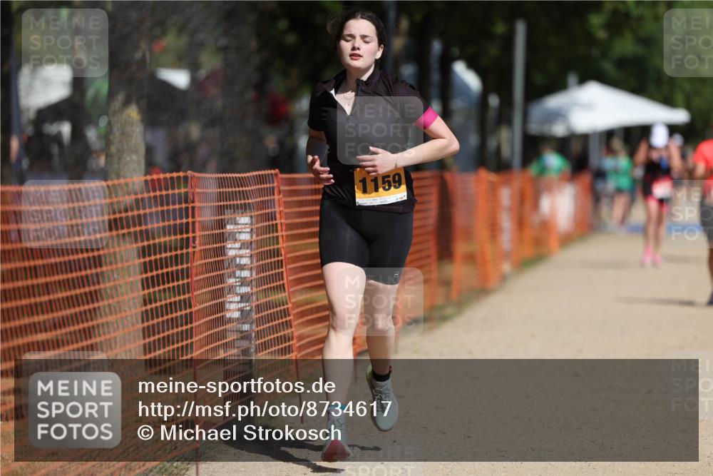 07.09.2025 - 19. Norderstedt Triathlon Michael Strokosch http://msf.ph/oto/8734617 07.09.2025 12:18:41 Laufen 803, 822, 1159 meine-sportfotos.de