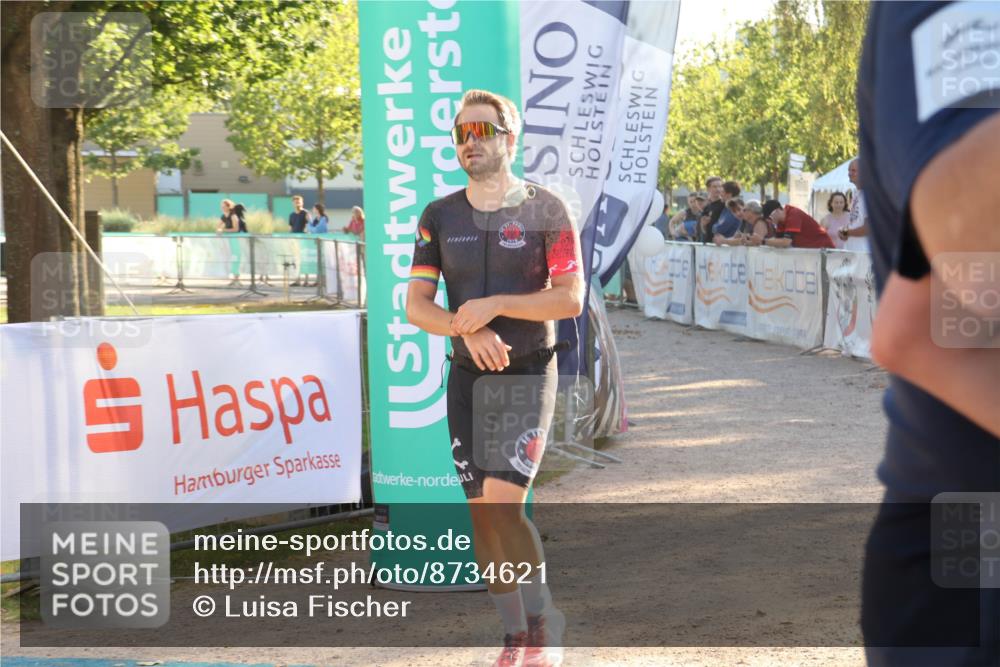 07.09.2025 - 19. Norderstedt Triathlon Luisa Fischer http://msf.ph/oto/8734621 07.09.2025 16:32:21 Ziel 493, 1629 meine-sportfotos.de