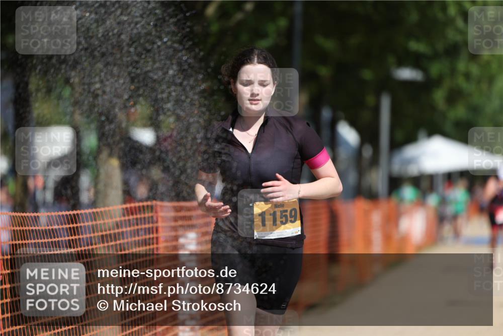 07.09.2025 - 19. Norderstedt Triathlon Michael Strokosch http://msf.ph/oto/8734624 07.09.2025 12:18:42 Laufen 803, 1159 meine-sportfotos.de