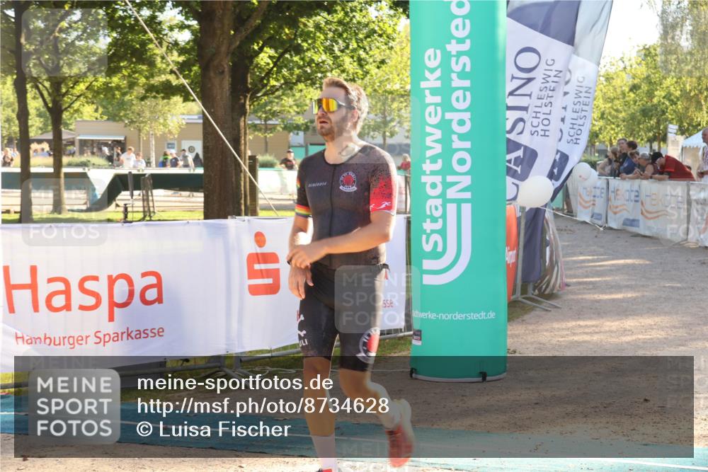 07.09.2025 - 19. Norderstedt Triathlon Luisa Fischer http://msf.ph/oto/8734628 07.09.2025 16:32:21 Ziel 493, 1629 meine-sportfotos.de
