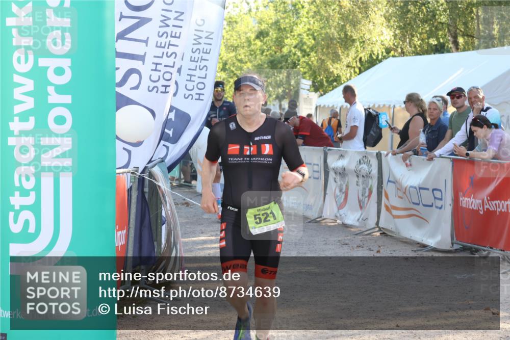 07.09.2025 - 19. Norderstedt Triathlon Luisa Fischer http://msf.ph/oto/8734639 07.09.2025 16:32:32 Ziel 521, 1433, 1484 meine-sportfotos.de