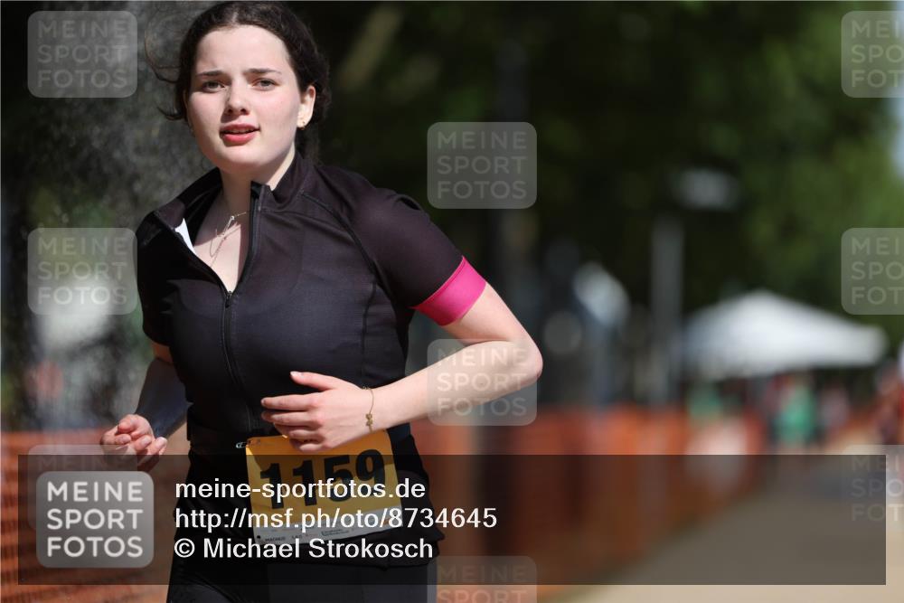 07.09.2025 - 19. Norderstedt Triathlon Michael Strokosch http://msf.ph/oto/8734645 07.09.2025 12:18:44 Laufen 803, 1159 meine-sportfotos.de