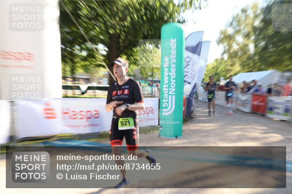 07.09.2025 - 19. Norderstedt Triathlon Luisa Fischer http://msf.ph/oto/8734655 07.09.2025 16:32:33 Ziel 521, 1433, 1484 meine-sportfotos.de