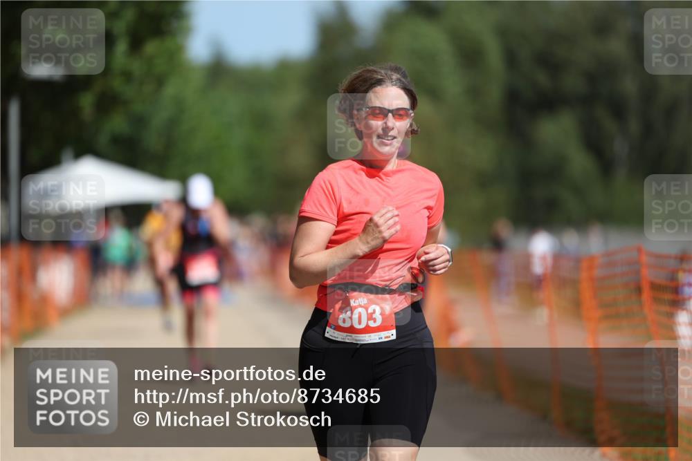 07.09.2025 - 19. Norderstedt Triathlon Michael Strokosch http://msf.ph/oto/8734685 07.09.2025 12:18:50 Laufen 201, 803 meine-sportfotos.de