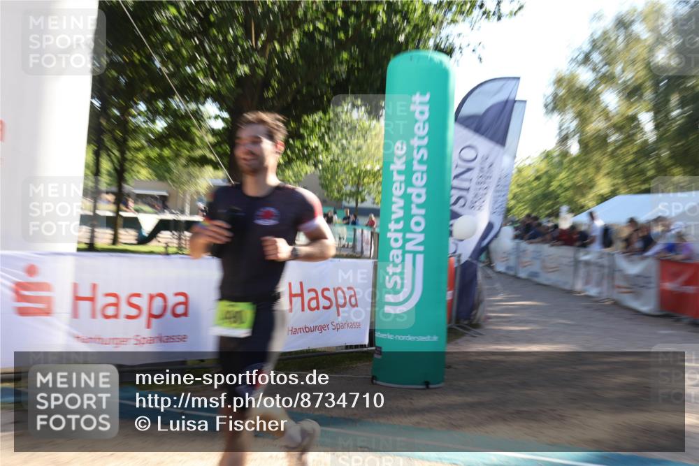 07.09.2025 - 19. Norderstedt Triathlon Luisa Fischer http://msf.ph/oto/8734710 07.09.2025 16:32:39 Ziel 490, 521, 1433, 1484 meine-sportfotos.de