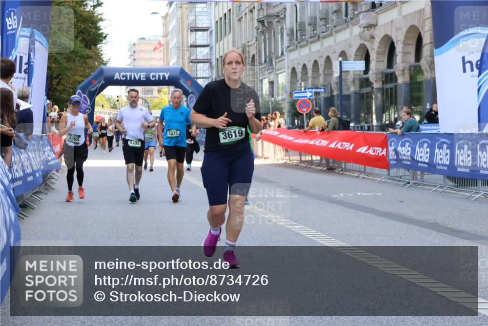 07.09.2025 - BARMER Alsterlauf Strokosch-Dieckow http://msf.ph/oto/8734726 07.09.2025 10:20:28 Ziel 2685, 2686, 2861, 2862, 2977, 3383, 3777, 4003, 4011, 4141, 4142, 4331, 4919, 4971 meine-sportfotos.de