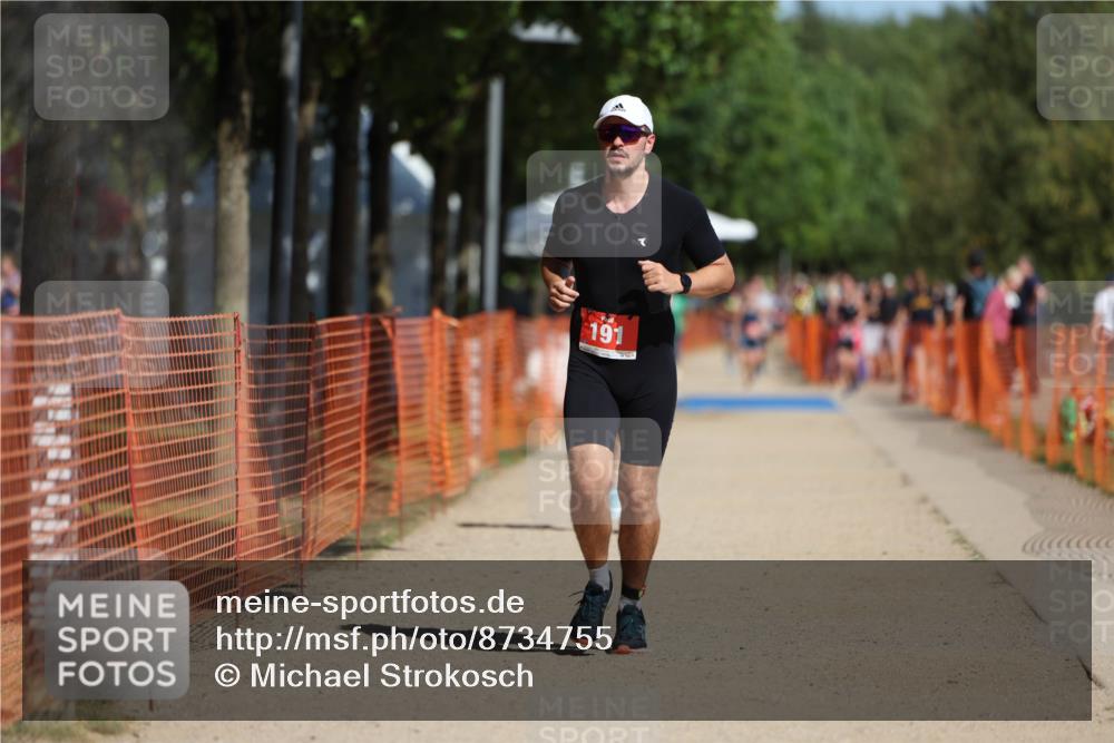 07.09.2025 - 19. Norderstedt Triathlon Michael Strokosch http://msf.ph/oto/8734755 07.09.2025 12:19:05 Laufen 191, 1187 meine-sportfotos.de