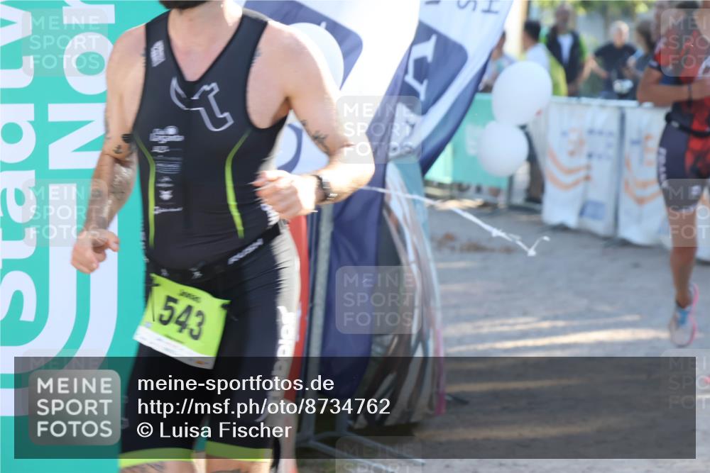 07.09.2025 - 19. Norderstedt Triathlon Luisa Fischer http://msf.ph/oto/8734762 07.09.2025 16:33:17 Ziel 438, 543 meine-sportfotos.de