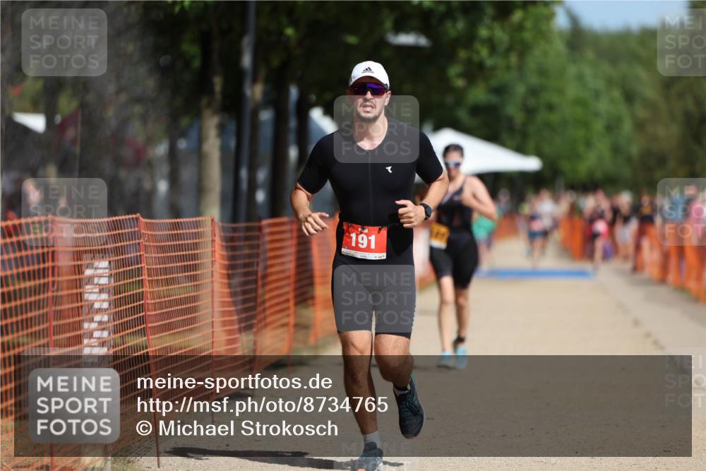 07.09.2025 - 19. Norderstedt Triathlon Michael Strokosch http://msf.ph/oto/8734765 07.09.2025 12:19:06 Laufen 191, 1187 meine-sportfotos.de