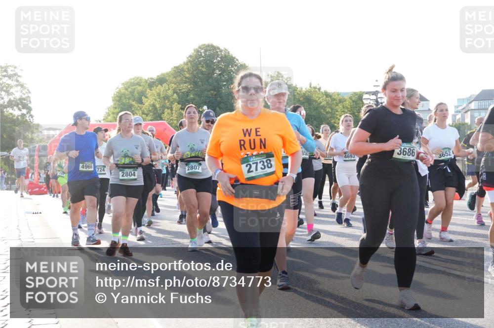 07.09.2025 - BARMER Alsterlauf Yannick Fuchs http://msf.ph/oto/8734773 07.09.2025 09:08:16 Laufen 5719, 4966, 724, 2804, 2807, 2738, 3686, 858, 4693, 3652 meine-sportfotos.de