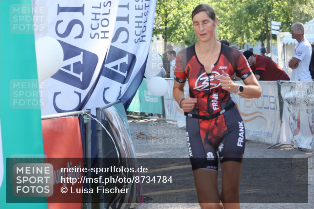 07.09.2025 - 19. Norderstedt Triathlon Luisa Fischer http://msf.ph/oto/8734784 07.09.2025 16:33:19 Ziel 438, 543 meine-sportfotos.de