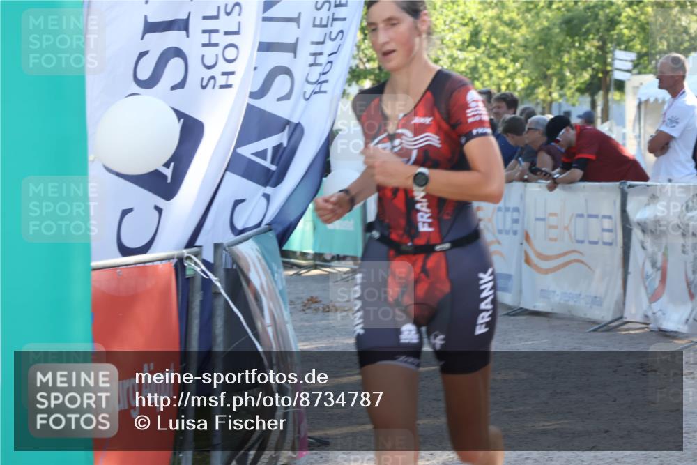 07.09.2025 - 19. Norderstedt Triathlon Luisa Fischer http://msf.ph/oto/8734787 07.09.2025 16:33:19 Ziel 438, 543 meine-sportfotos.de