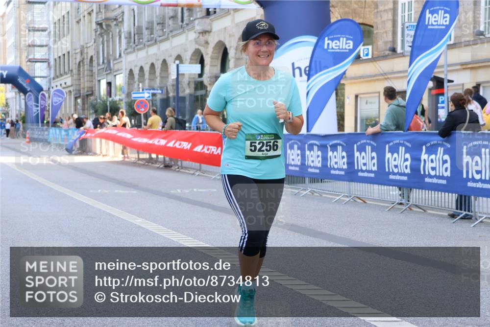 07.09.2025 - BARMER Alsterlauf Strokosch-Dieckow http://msf.ph/oto/8734813 07.09.2025 10:20:19 Ziel 2685, 2686, 2977, 3216, 3297, 3383, 3786, 3787, 3969, 4141, 4142, 4151, 4152, 4331, 4414, 4774, 4901, 4971, 5594 meine-sportfotos.de