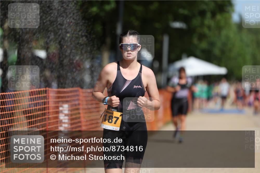 07.09.2025 - 19. Norderstedt Triathlon Michael Strokosch http://msf.ph/oto/8734816 07.09.2025 12:19:12 Laufen 191, 1187, 1286 meine-sportfotos.de
