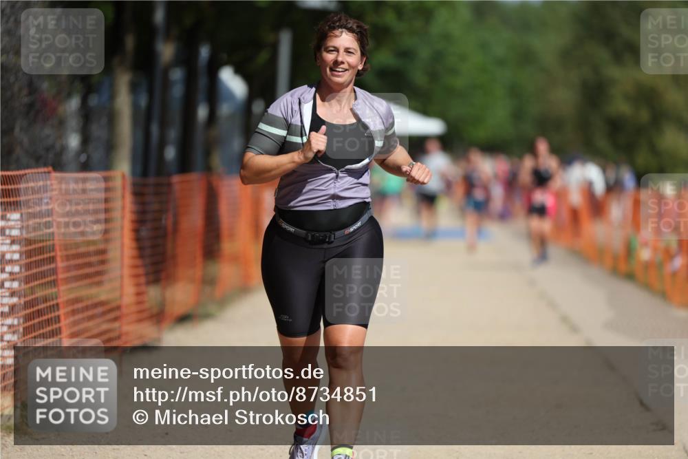07.09.2025 - 19. Norderstedt Triathlon Michael Strokosch http://msf.ph/oto/8734851 07.09.2025 12:19:18 Laufen 1286 meine-sportfotos.de