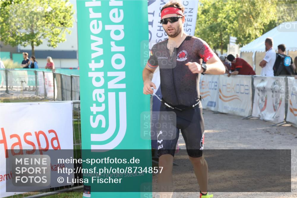 07.09.2025 - 19. Norderstedt Triathlon Luisa Fischer http://msf.ph/oto/8734857 07.09.2025 16:33:48 Ziel 488 meine-sportfotos.de