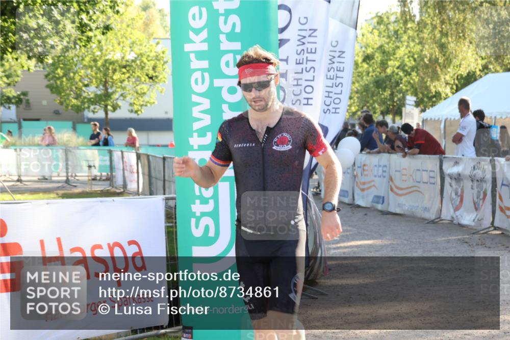 07.09.2025 - 19. Norderstedt Triathlon Luisa Fischer http://msf.ph/oto/8734861 07.09.2025 16:33:48 Ziel 488 meine-sportfotos.de