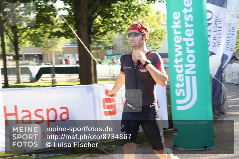 07.09.2025 - 19. Norderstedt Triathlon Luisa Fischer http://msf.ph/oto/8734867 07.09.2025 16:33:49 Ziel 488 meine-sportfotos.de