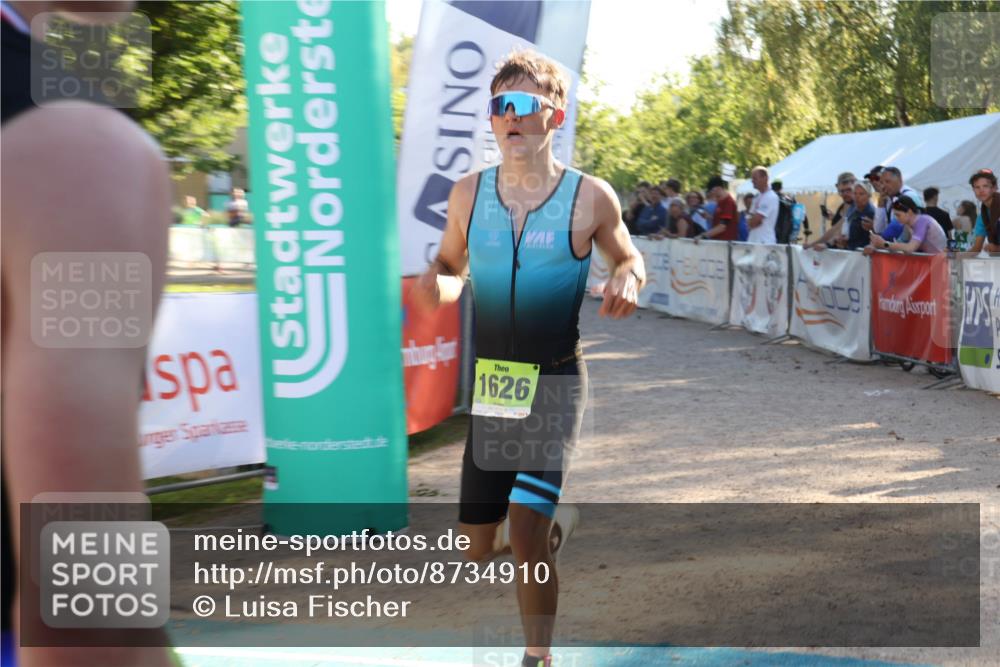07.09.2025 - 19. Norderstedt Triathlon Luisa Fischer http://msf.ph/oto/8734910 07.09.2025 16:34:18 Ziel 1626 meine-sportfotos.de