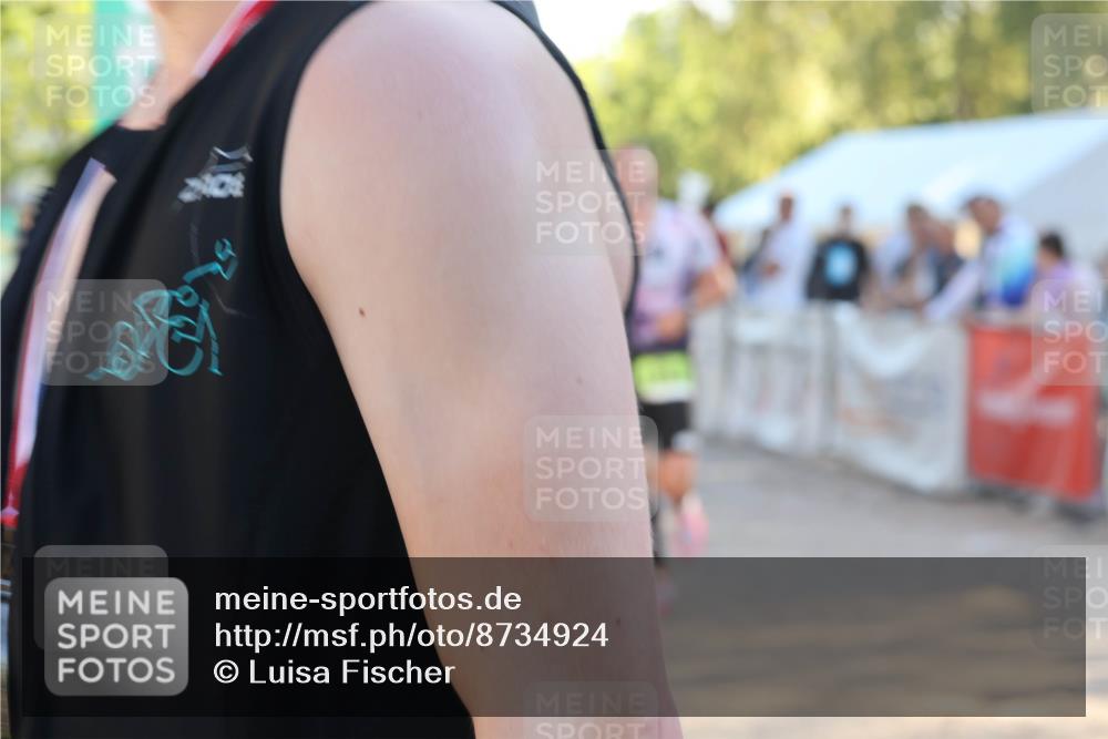 07.09.2025 - 19. Norderstedt Triathlon Luisa Fischer http://msf.ph/oto/8734924 07.09.2025 16:34:27 Ziel 1552 meine-sportfotos.de