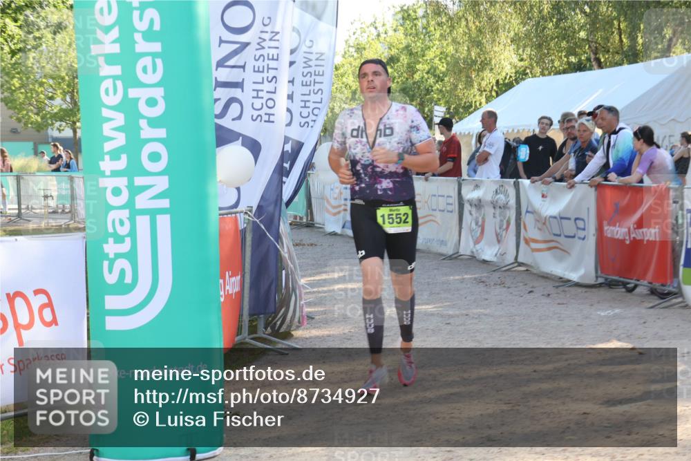 07.09.2025 - 19. Norderstedt Triathlon Luisa Fischer http://msf.ph/oto/8734927 07.09.2025 16:34:27 Ziel 1552 meine-sportfotos.de