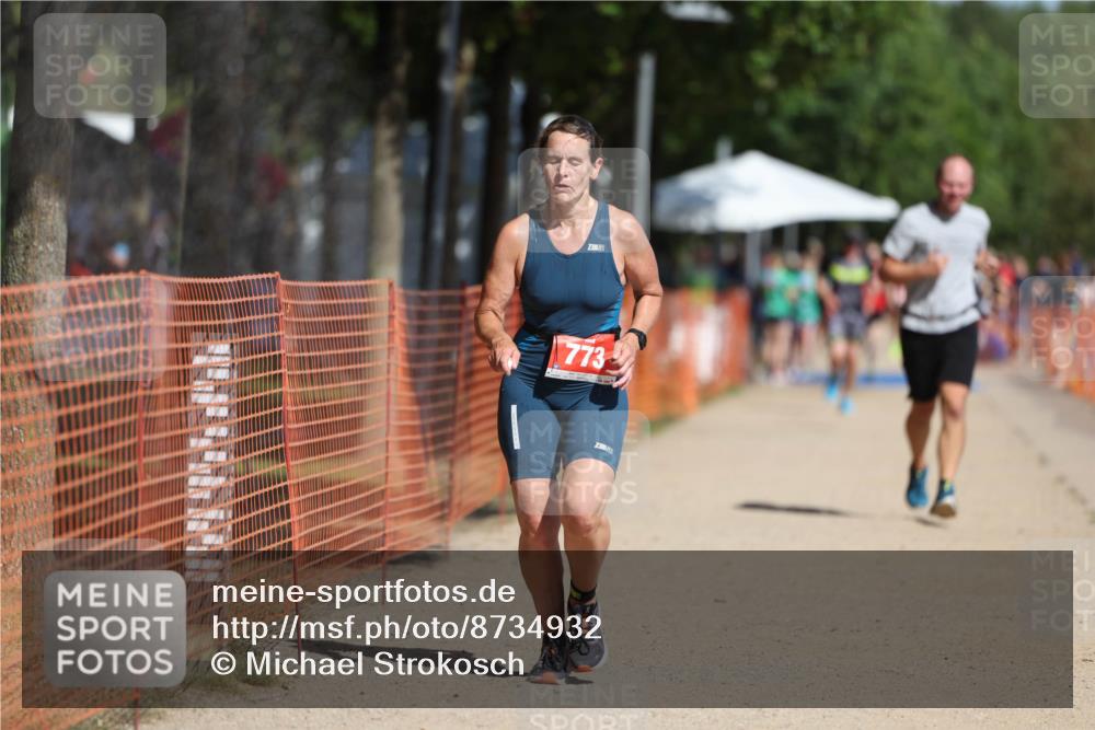 07.09.2025 - 19. Norderstedt Triathlon Michael Strokosch http://msf.ph/oto/8734932 07.09.2025 12:19:33 Laufen 773, 801, 1333 meine-sportfotos.de