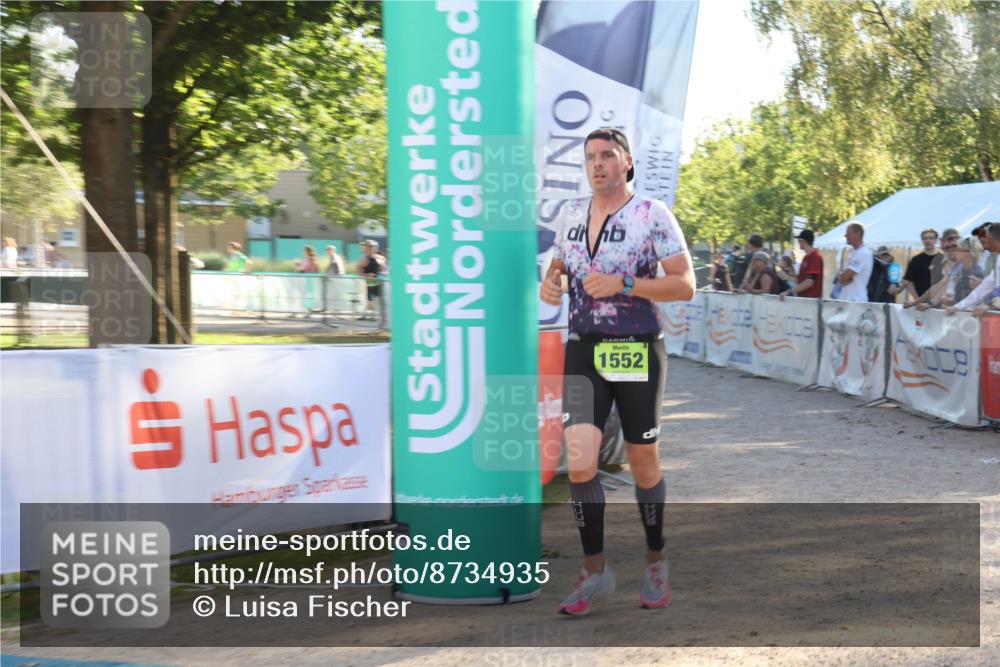 07.09.2025 - 19. Norderstedt Triathlon Luisa Fischer http://msf.ph/oto/8734935 07.09.2025 16:34:28 Ziel 1552 meine-sportfotos.de