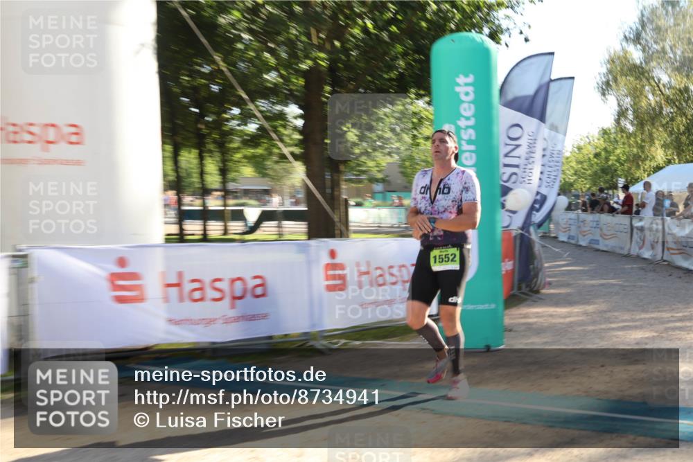 07.09.2025 - 19. Norderstedt Triathlon Luisa Fischer http://msf.ph/oto/8734941 07.09.2025 16:34:29 Ziel 1552 meine-sportfotos.de