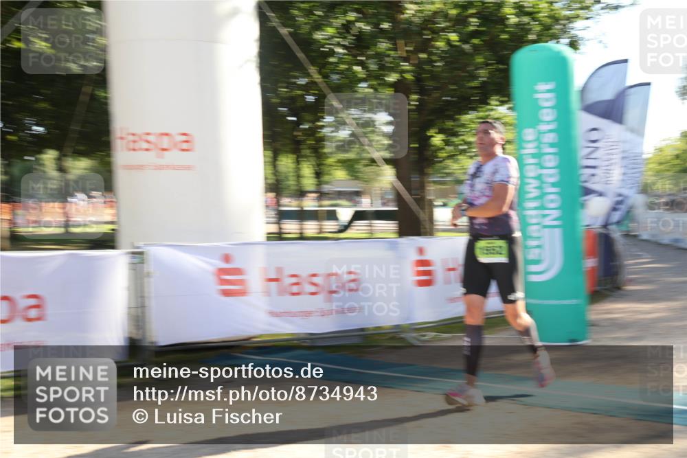 07.09.2025 - 19. Norderstedt Triathlon Luisa Fischer http://msf.ph/oto/8734943 07.09.2025 16:34:29 Ziel 1552 meine-sportfotos.de