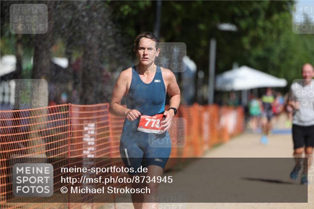 07.09.2025 - 19. Norderstedt Triathlon Michael Strokosch http://msf.ph/oto/8734945 07.09.2025 12:19:34 Laufen 773, 801, 1333 meine-sportfotos.de