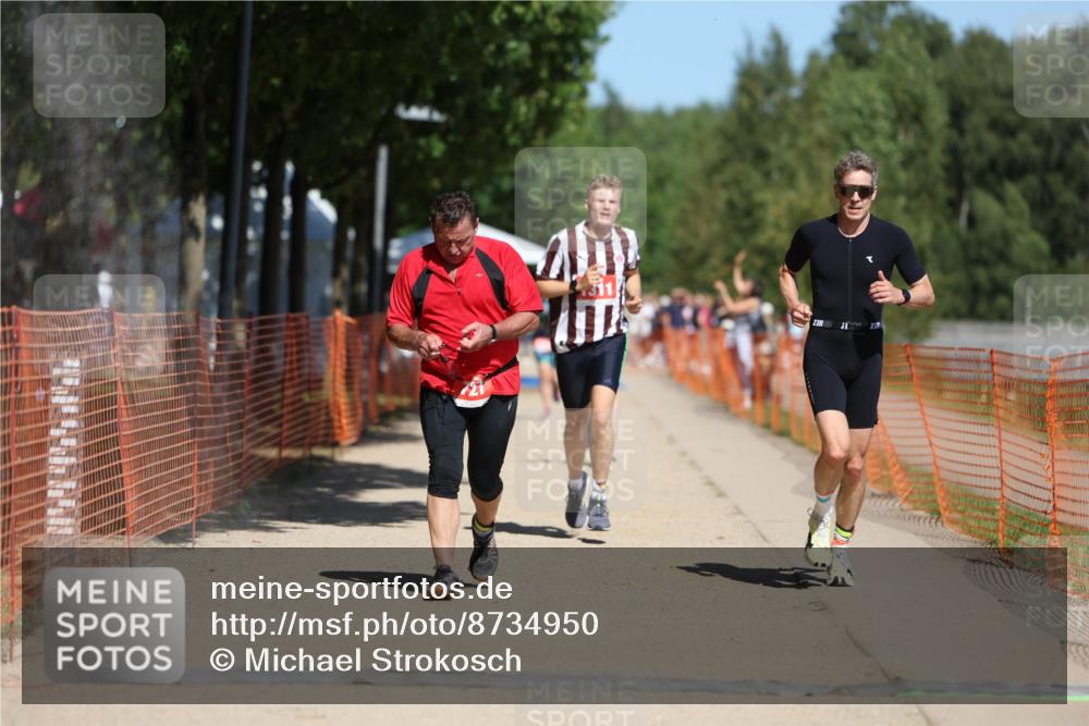 07.09.2025 - 19. Norderstedt Triathlon Michael Strokosch http://msf.ph/oto/8734950 07.09.2025 13:00:48 Laufen 188, 727, 735, 1311, 1328 meine-sportfotos.de