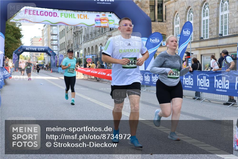 07.09.2025 - BARMER Alsterlauf Strokosch-Dieckow http://msf.ph/oto/8734972 07.09.2025 10:20:16 Ziel 2685, 2686, 2977, 3216, 3297, 3672, 3786, 3787, 3969, 4151, 4152, 4331, 4414, 4774, 4901, 4971, 5594 meine-sportfotos.de