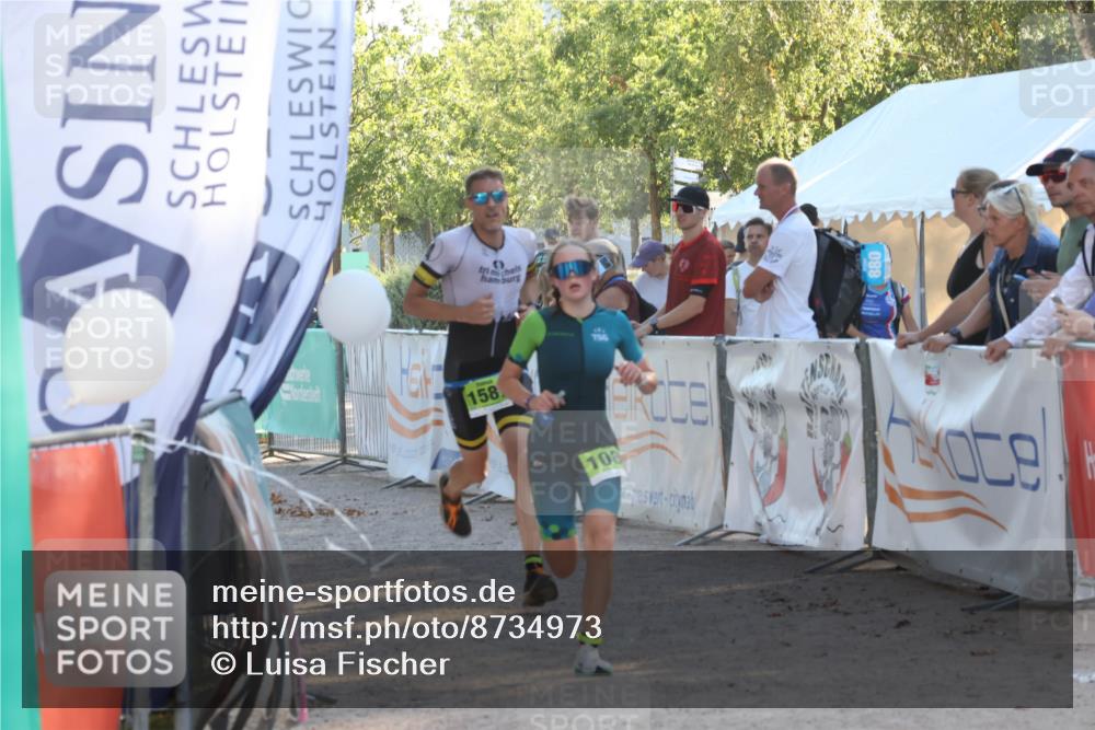07.09.2025 - 19. Norderstedt Triathlon Luisa Fischer http://msf.ph/oto/8734973 07.09.2025 16:34:40 Ziel 1080, 1587, 1590 meine-sportfotos.de